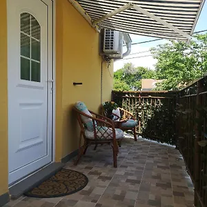 apartman-sana.primorje-gorskikotar.com/